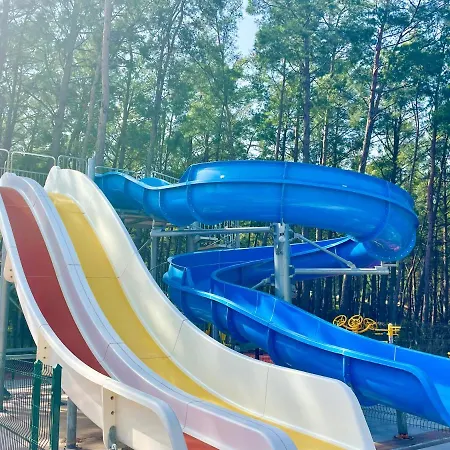 호텔 Forest Village 5*