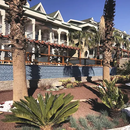 Отель Forest Village 5*