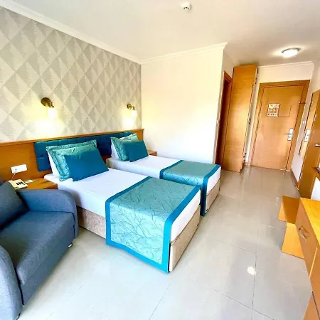 Отель Forest Village 5*